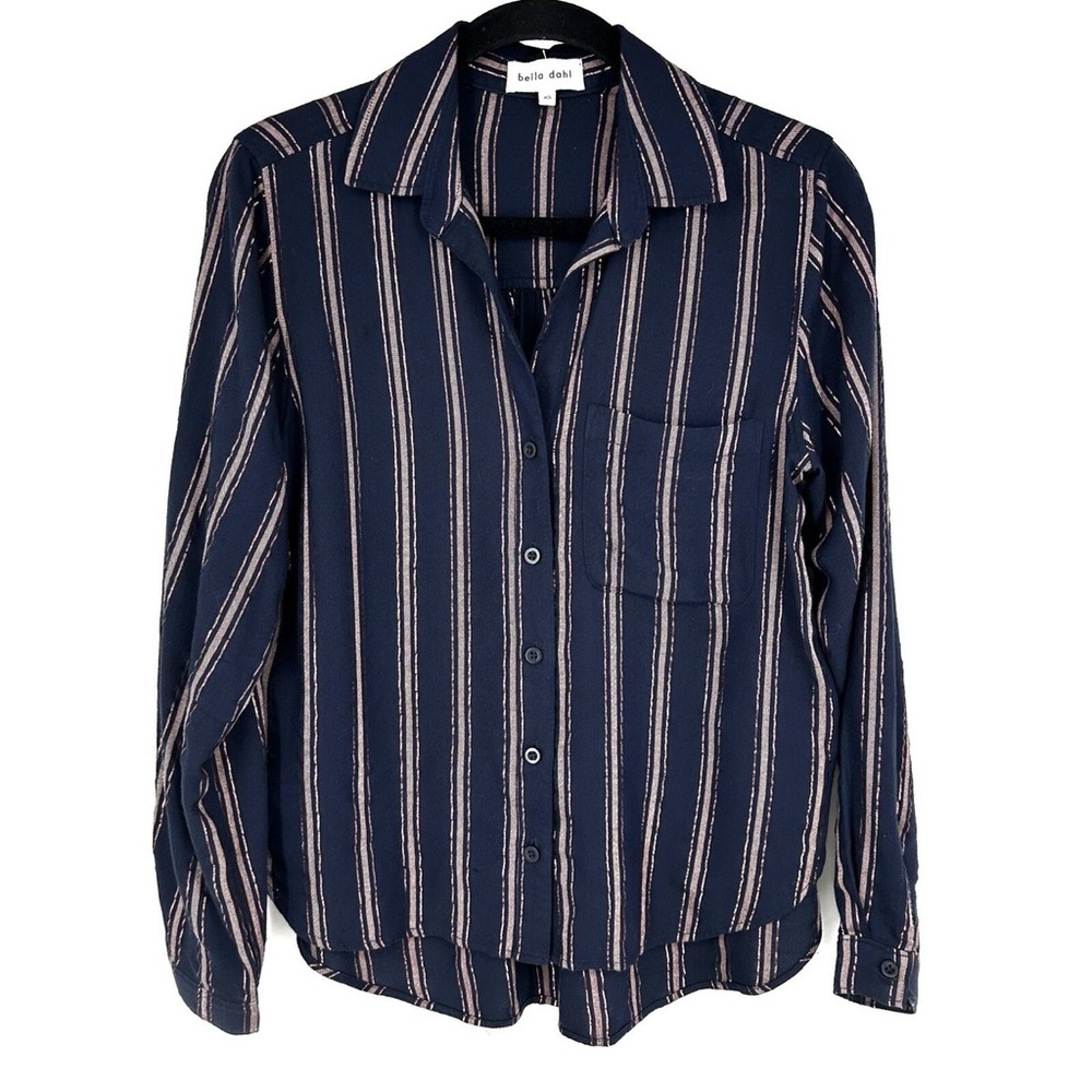 Bella Dahl women’s Navy and White Striped Button Down Shirt
